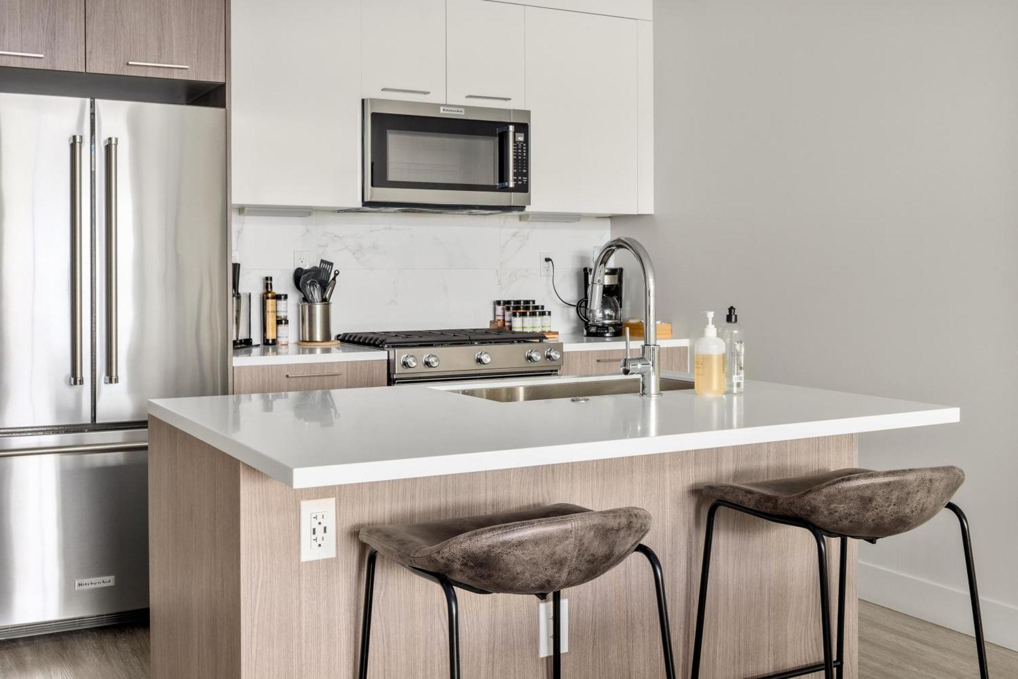 On Cloud 9 - Curated Lifestyle Loft - Zuni Lofts DEN