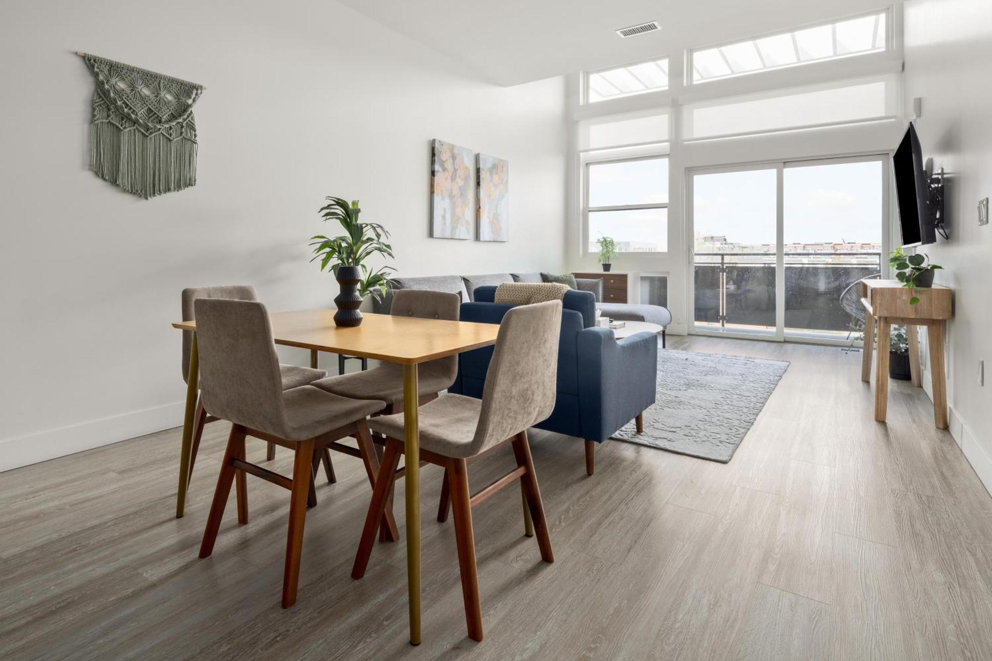 On Cloud 9 - Curated Lifestyle Loft - Zuni Lofts Denver